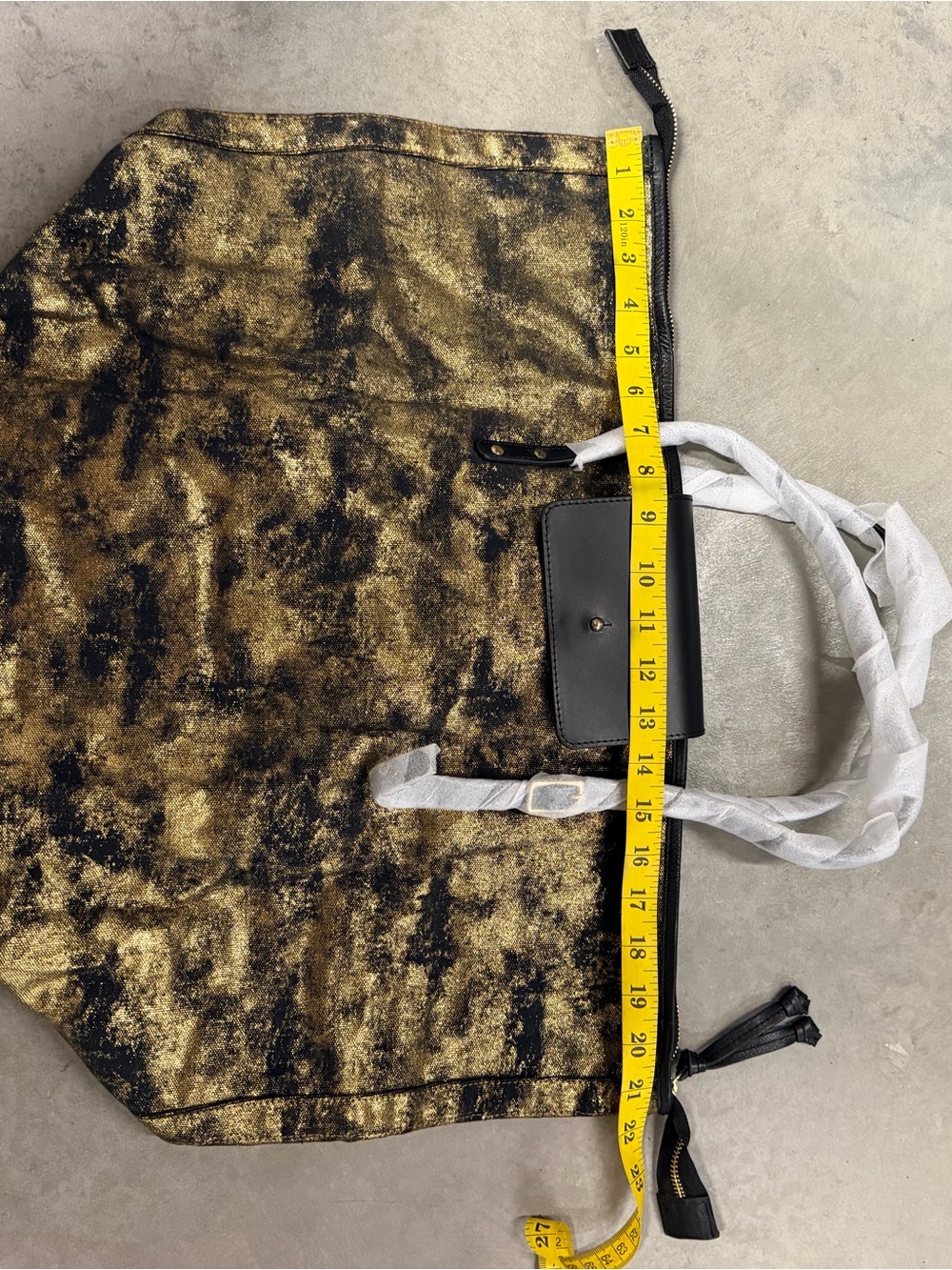 Kempton & Co - RARE - Black Gold Splatter Tote Bag - Picture 5 of 15